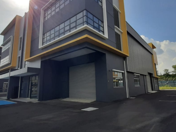 3 Storey Semi-D Factory @ XME Business Park Nilai For Rent