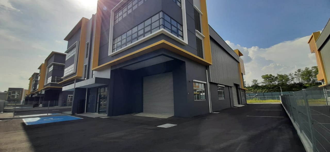 3 Storey Semi-D Factory @ XME Business Park Nilai For Rent