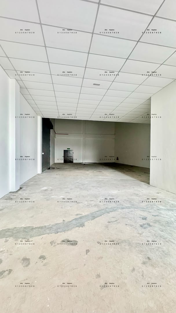 Semi D Factory Facing Main Road Bandar Sri Sendayan Enstek Seremban 2