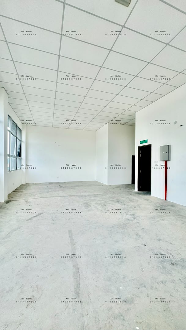 Semi D Factory Facing Main Road Bandar Sri Sendayan Enstek Seremban 2