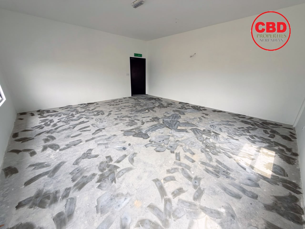 FOR RENT MODERN 1.5-STOREY SEMI-D FACTORY at SPRING HILL LUKUT