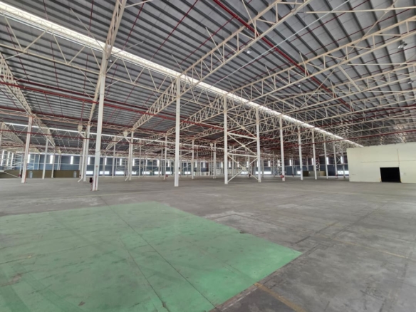 Detached Factory @ Bandar Nilai near to PLUS Highway for Rent