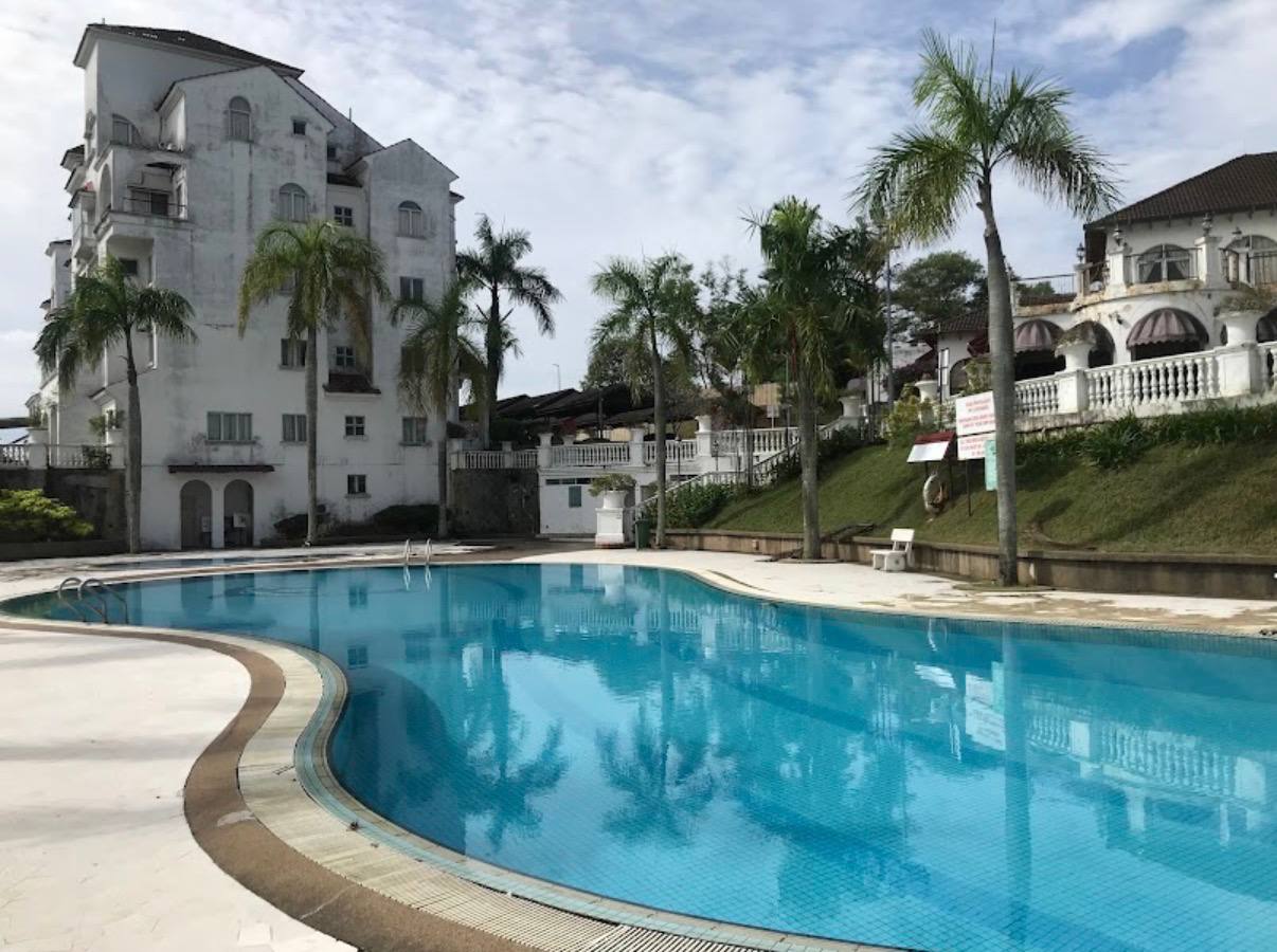 Senawang Taman Tasik Jaya@Spanish Villa Fully Furnish Apartment