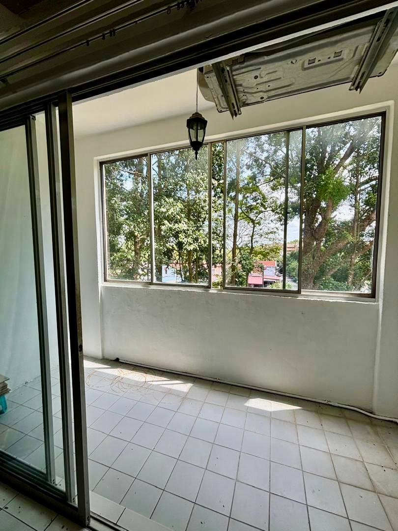 Senawang Taman Tasik Jaya@Spanish Villa Fully Furnish Apartment