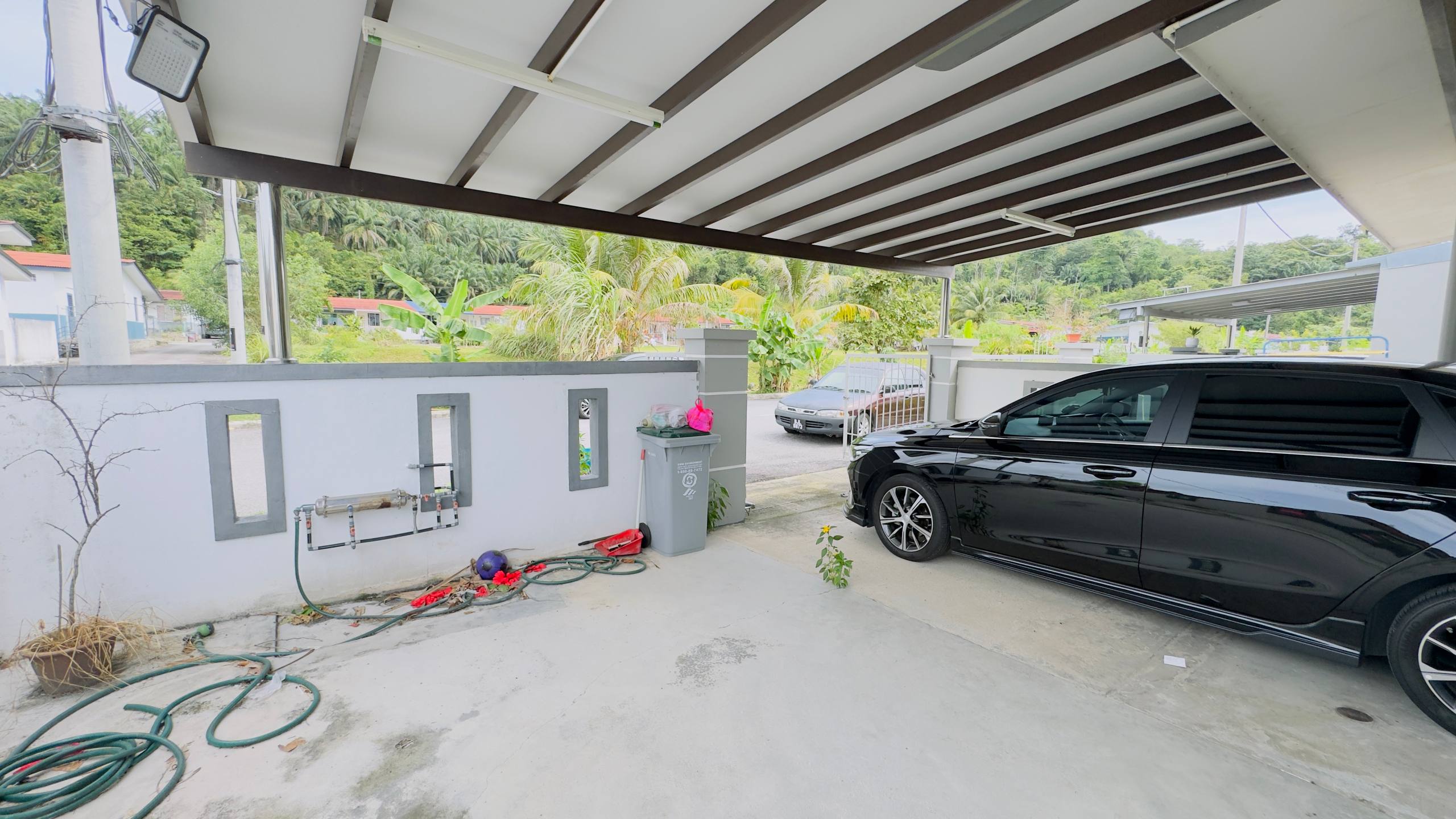 Seremban Bukit Kristal Renovated Single Storey Endlot House