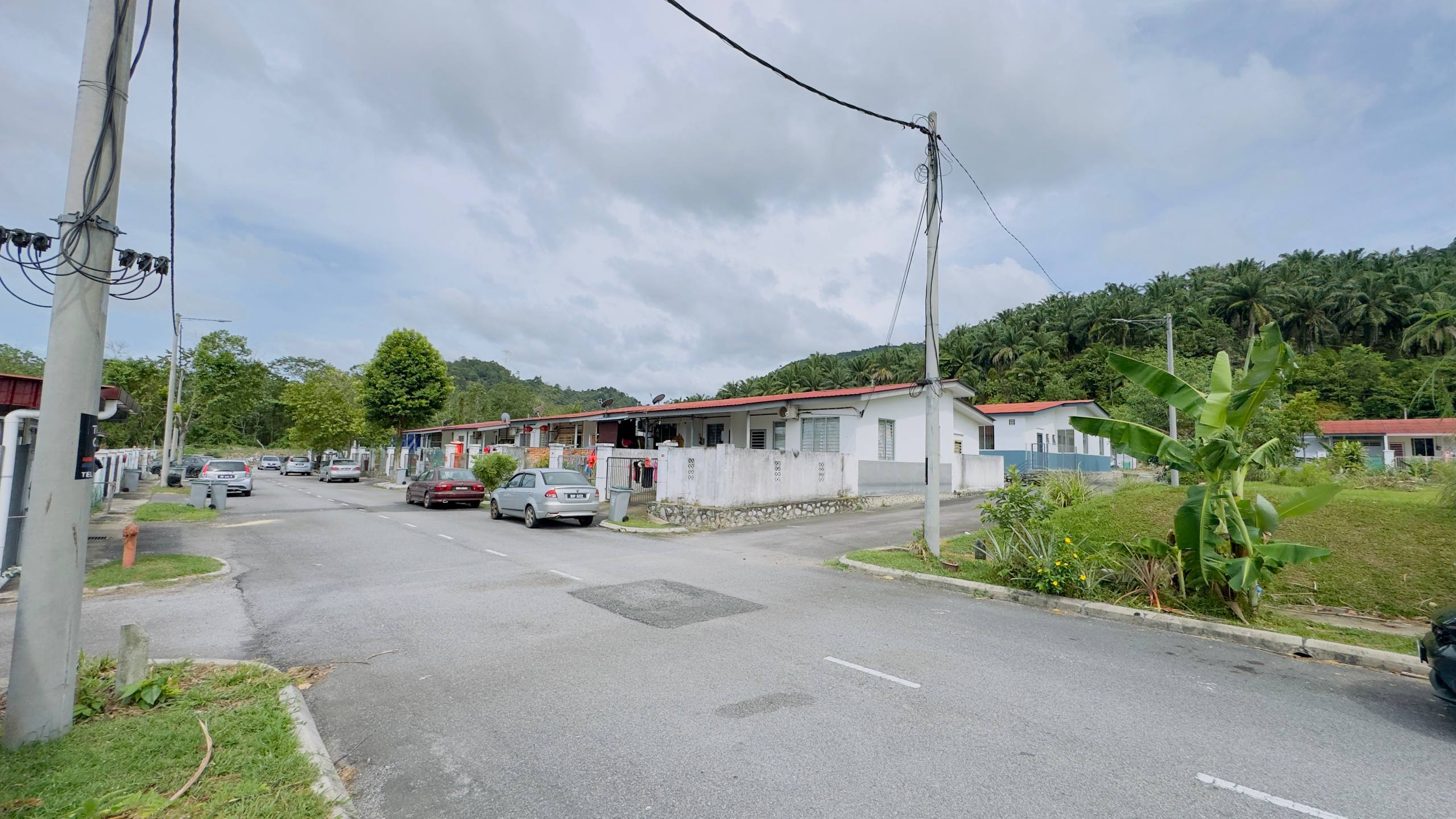 Seremban Bukit Kristal Renovated Single Storey Endlot House