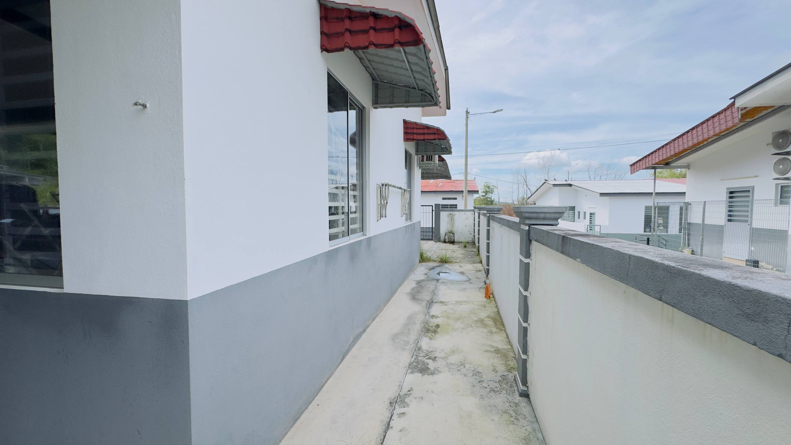 Seremban Bukit Kristal Renovated Single Storey Endlot House