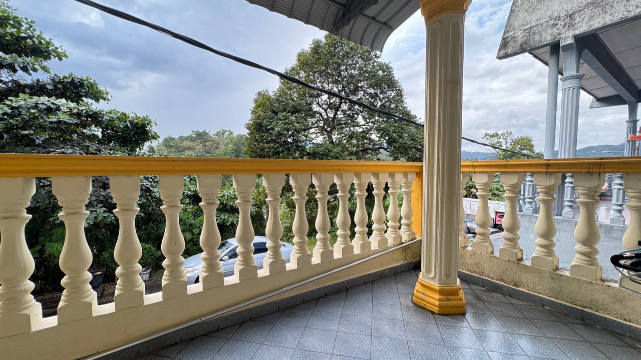 Seremban Templer Makmur Taman Bukit Sentosa 1.5 Storey House