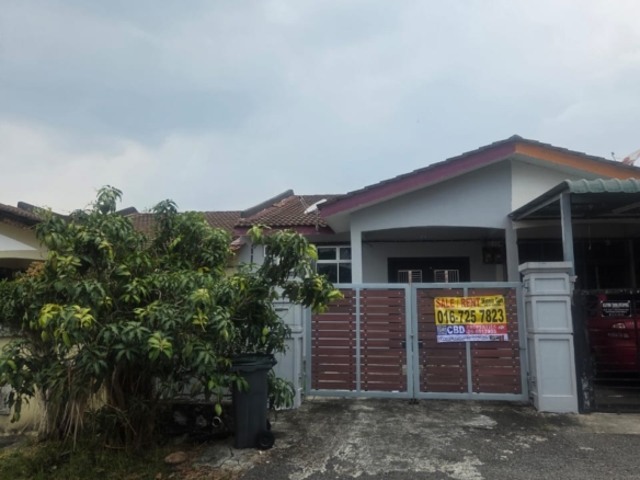 single storey terrace at sendayan indah
