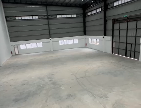 Modern Brand New Semi-D Factory @ Serenia Industrial Park, Serenia City for Rent
