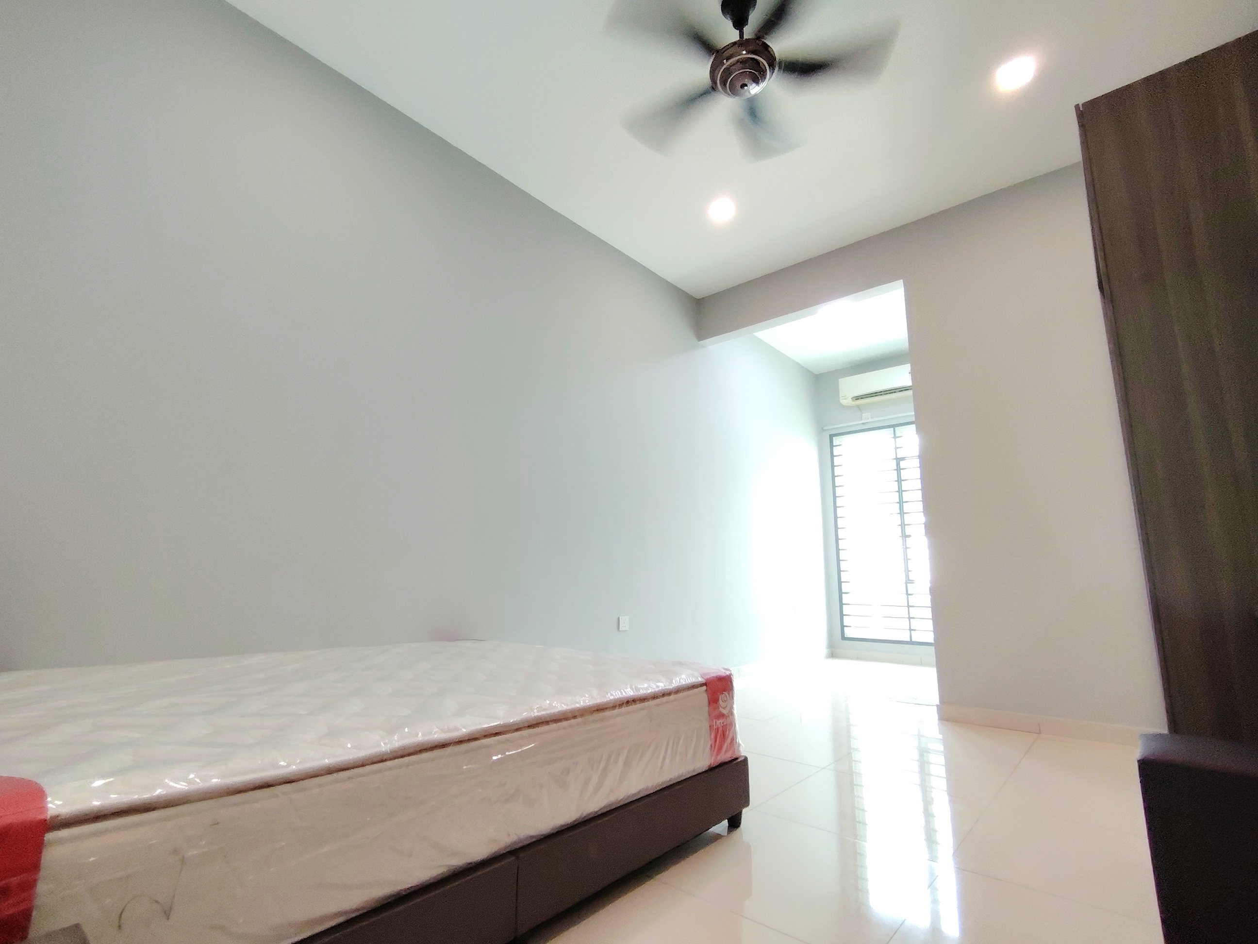 Partially Furnished Double Storey Link House Bandar Sri Sendayan@Balista