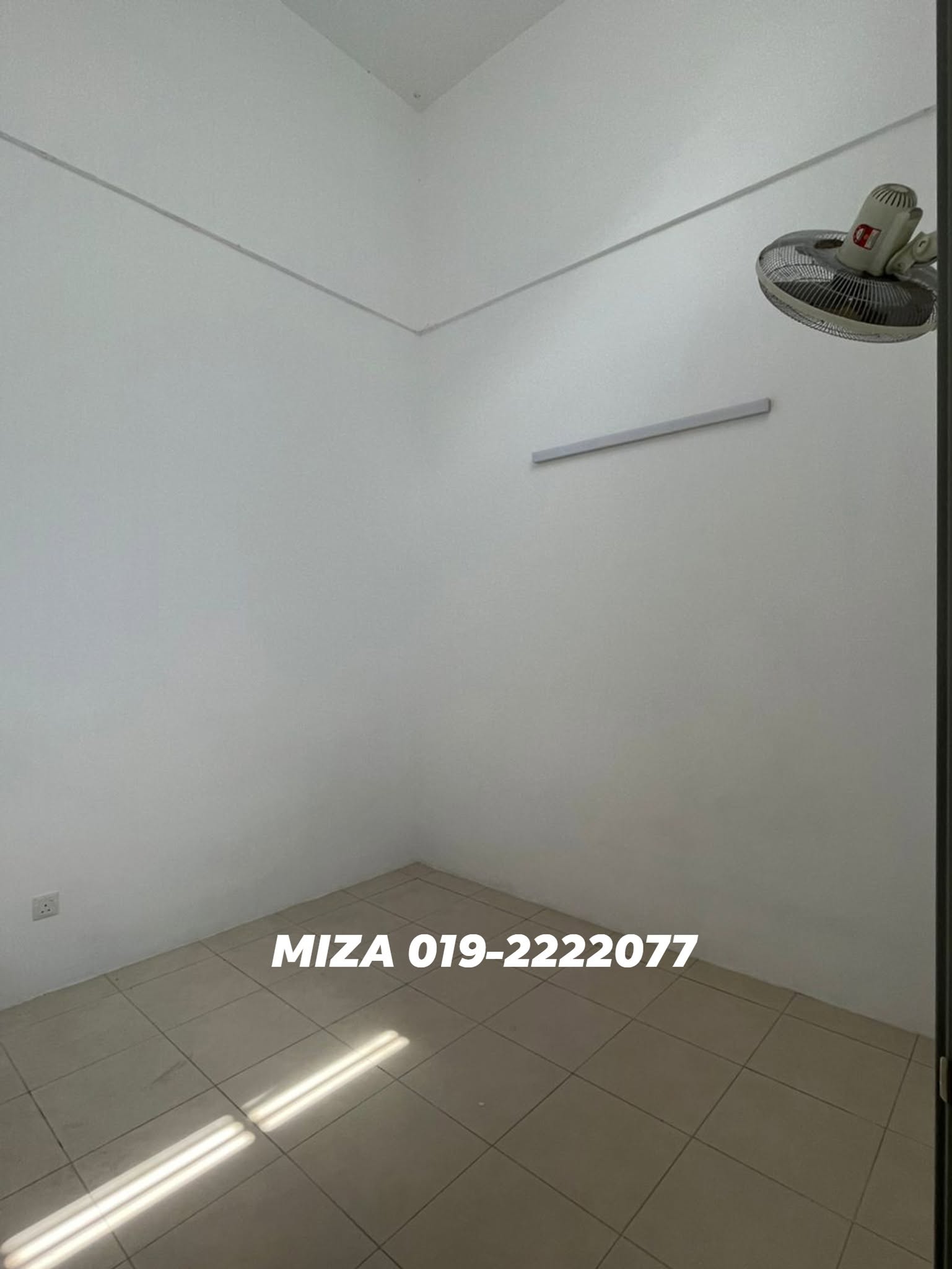 RUMAH TERES SETINGKAT MURAH UNUTK DIJUAL @ IRINGAN BAYU