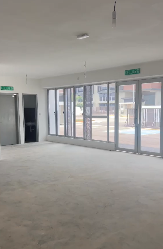 Modern Brand New Semi-D Factory @ Serenia Industrial Park, Serenia City for Rent