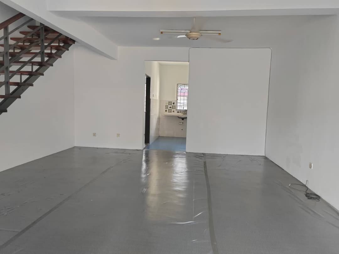 For Rent Newly Refurbished 2 STOREY GARDEN AVENUE, Seremban 2  