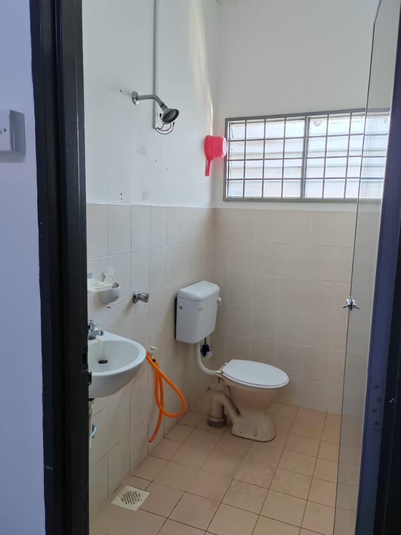 For Rent Newly Refurbished 2 STOREY GARDEN AVENUE, Seremban 2  