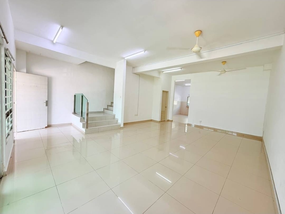 2-Storey Terrace House @ Nusari Bayu 3, Bandar Sri Sendayan for Sale
