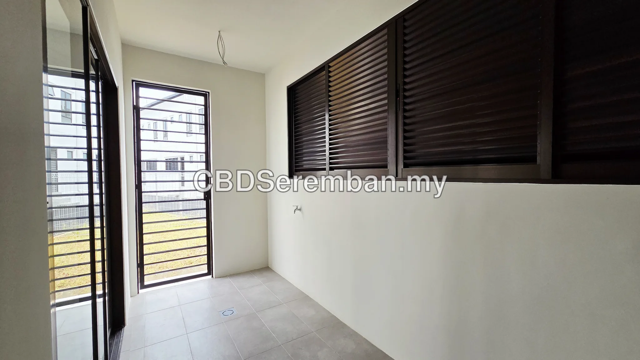Nada Embun Modern 2 storey Special End Lot with 10ft Extra Land for sales