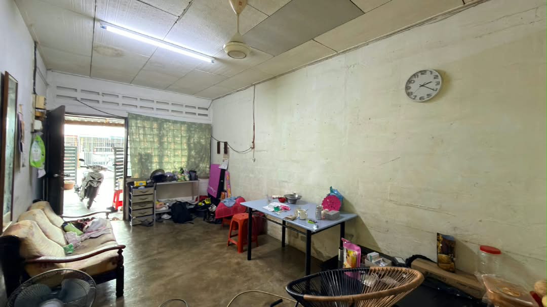 Seremban Paroi@Taman Ampangan Single Storey Link House