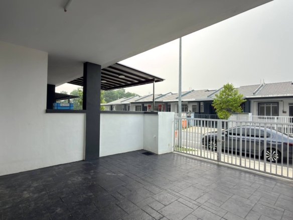 Seremban@Jalan Labu Rimbun Aman Basic Unit Single Storey Link House