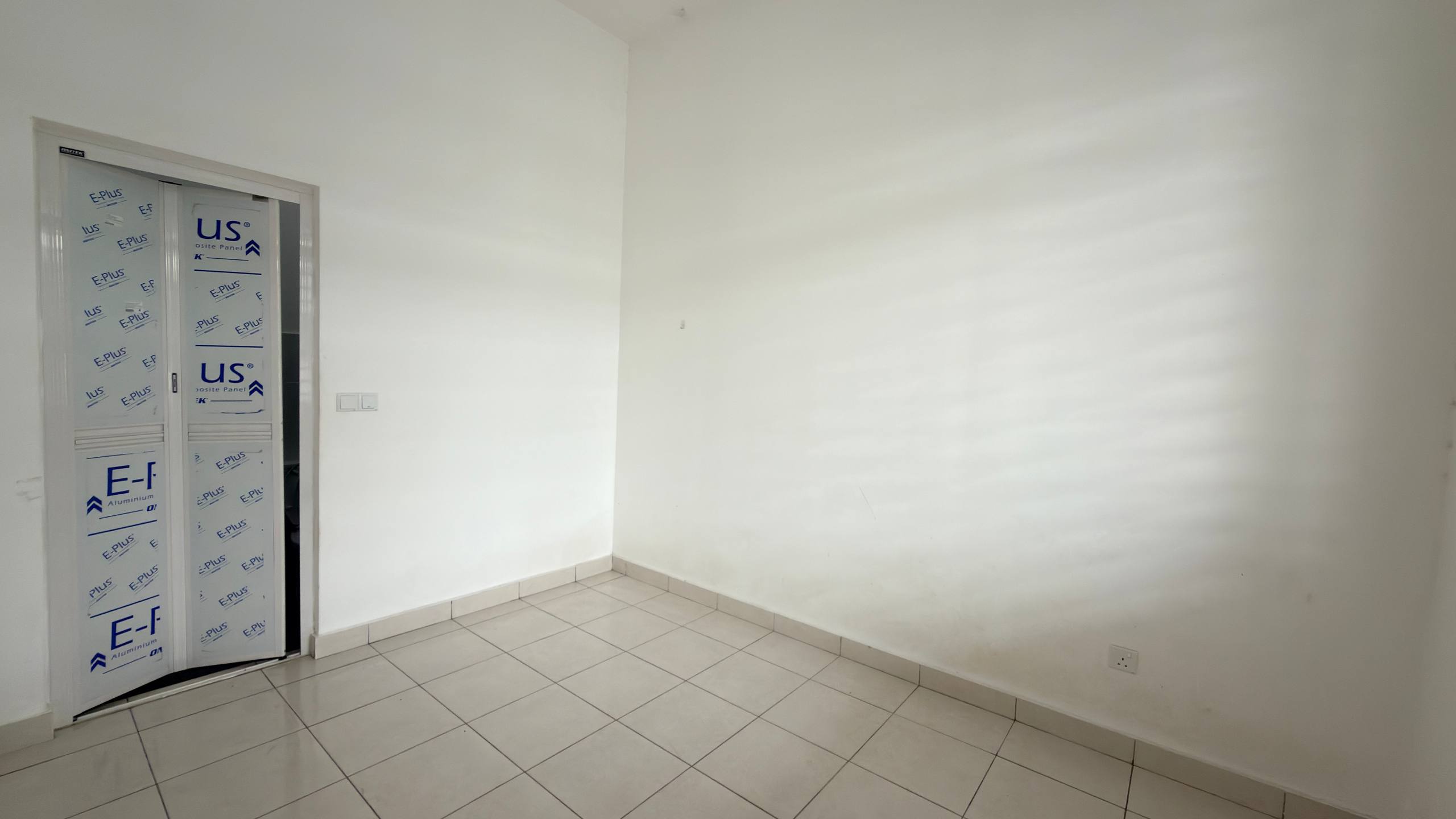 Seremban@Jalan Labu Rimbun Aman Basic Unit Single Storey Link House